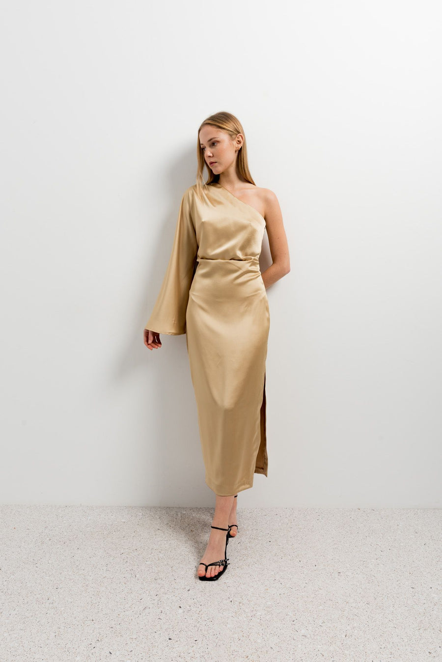 VESTIDO MIDI ASIMETRICO