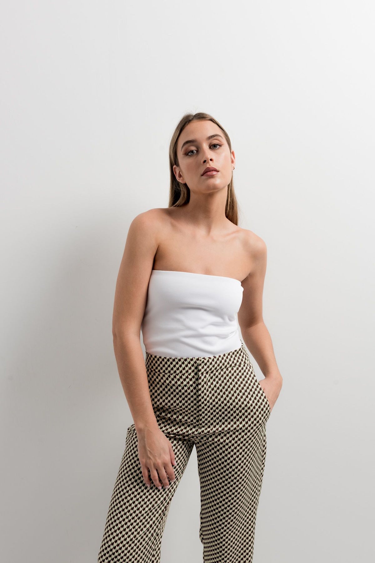 PANTALÓN ESTAMPADO GEOMÉTRICO