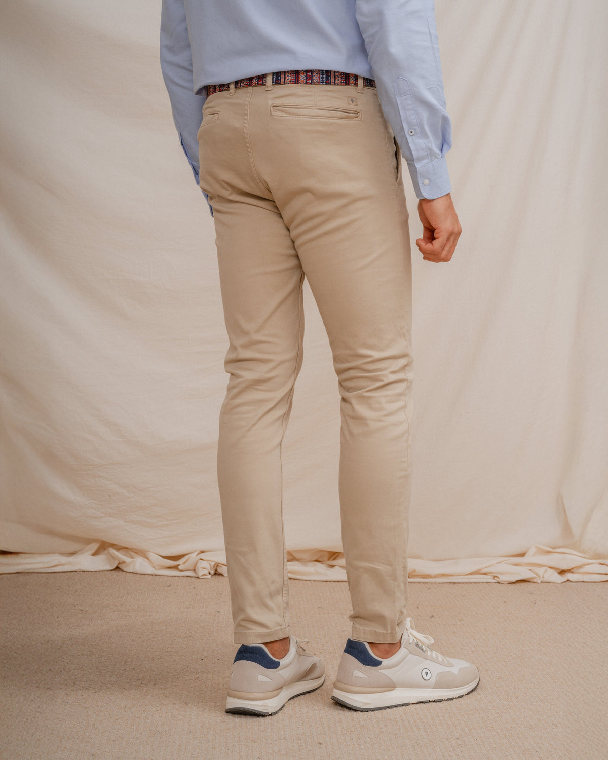 CHINO BÁSICO SLIM