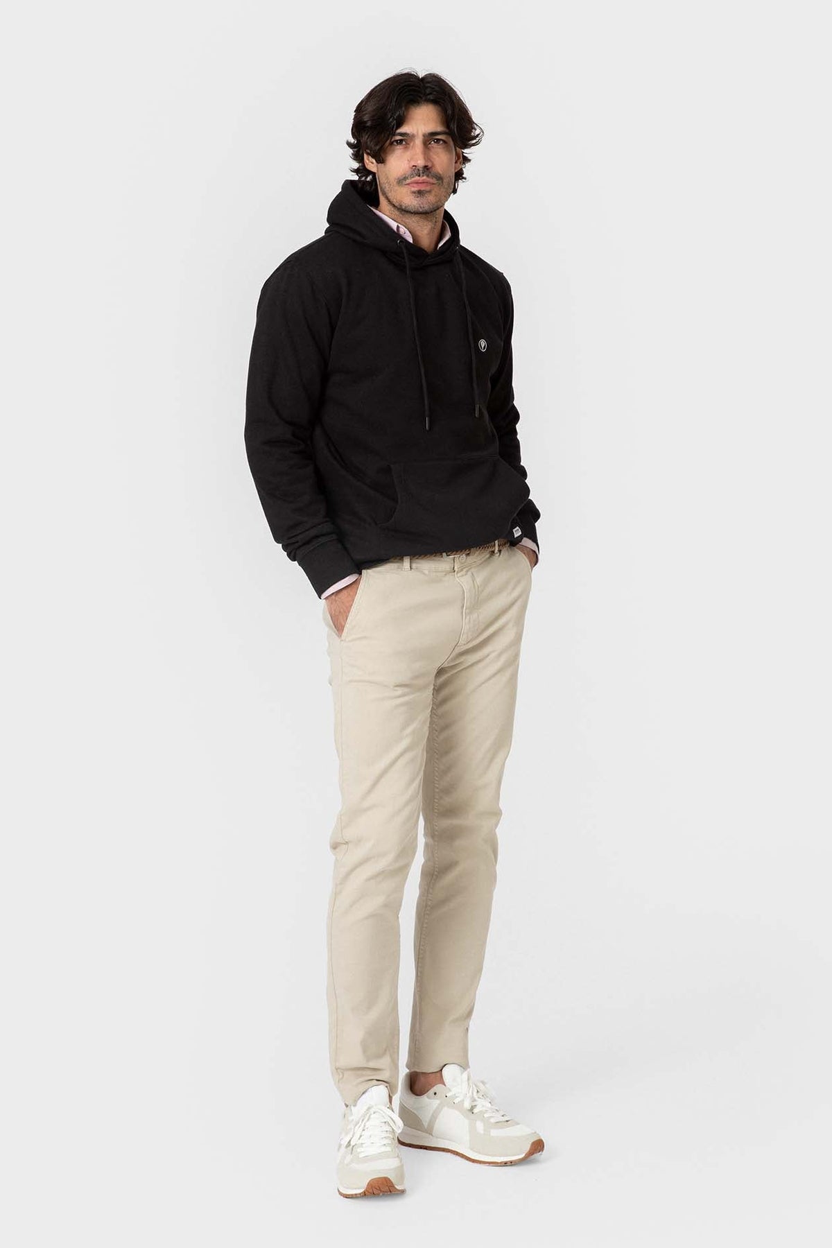 SUDADERA CANGURO CON CAPUCHA