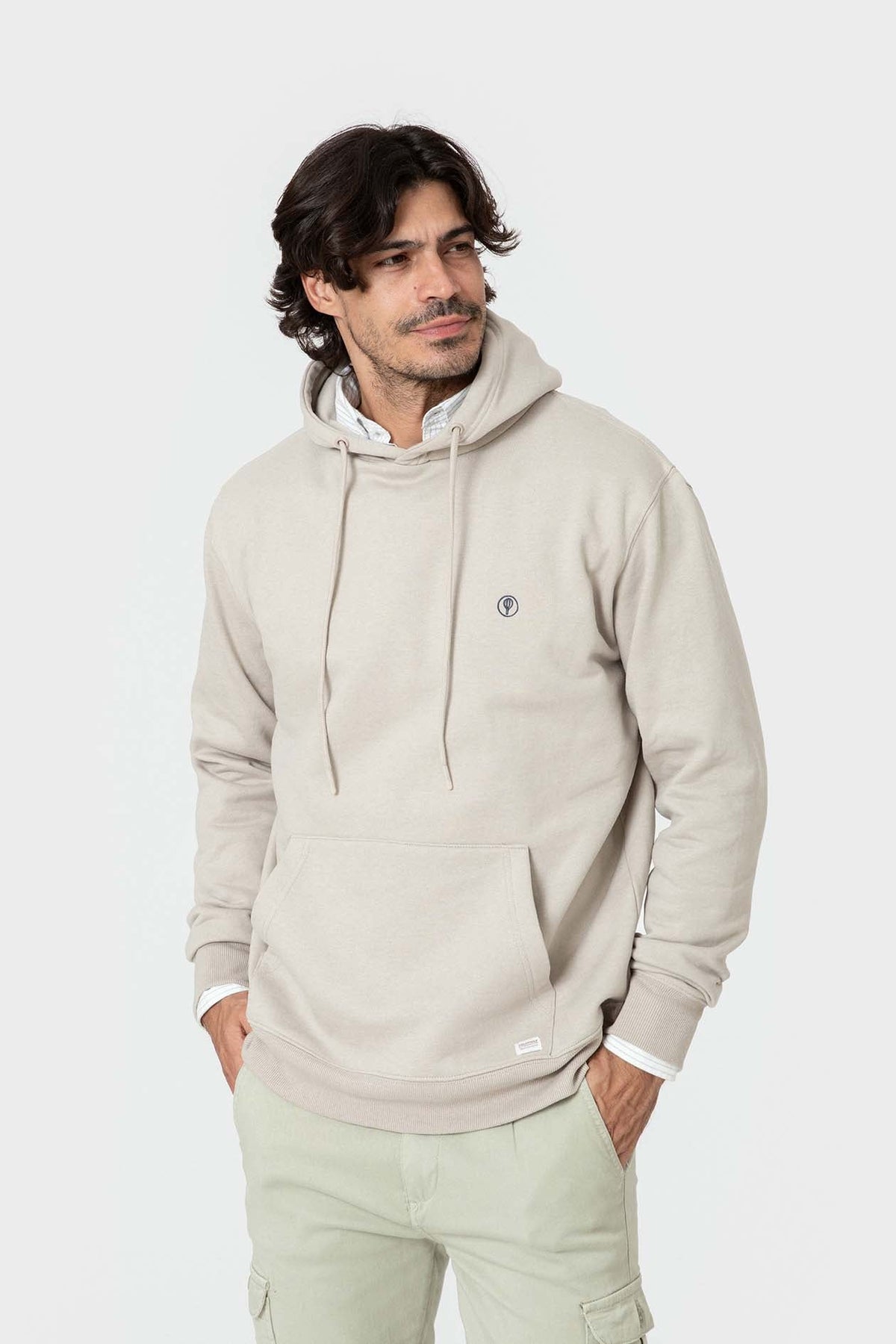 SUDADERA CANGURO CON CAPUCHA
