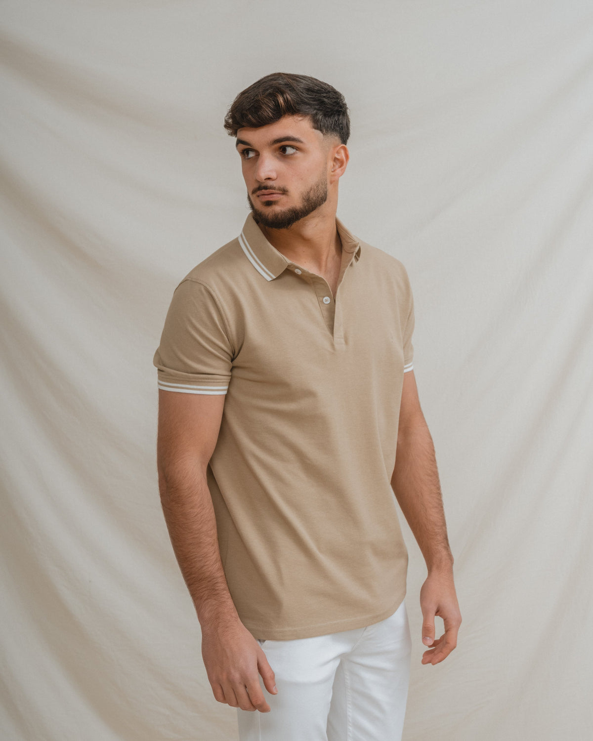 POLO BÁSICO PIQUÉ LÍNEA