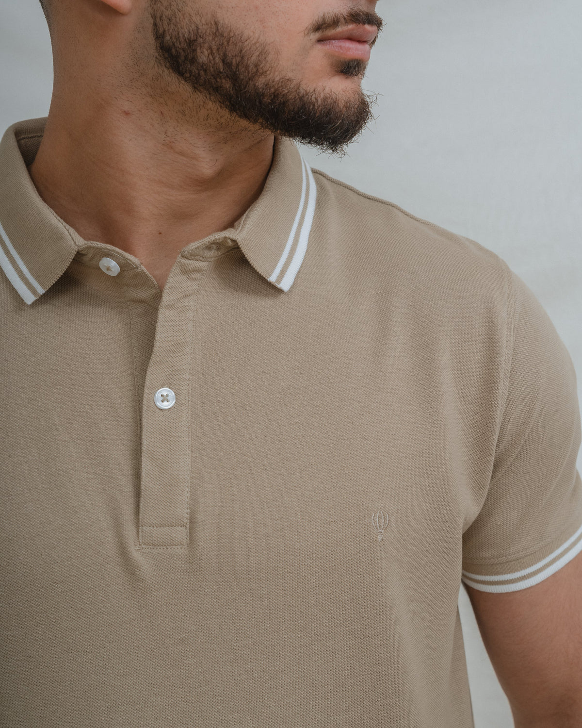 POLO BÁSICO PIQUÉ LÍNEA
