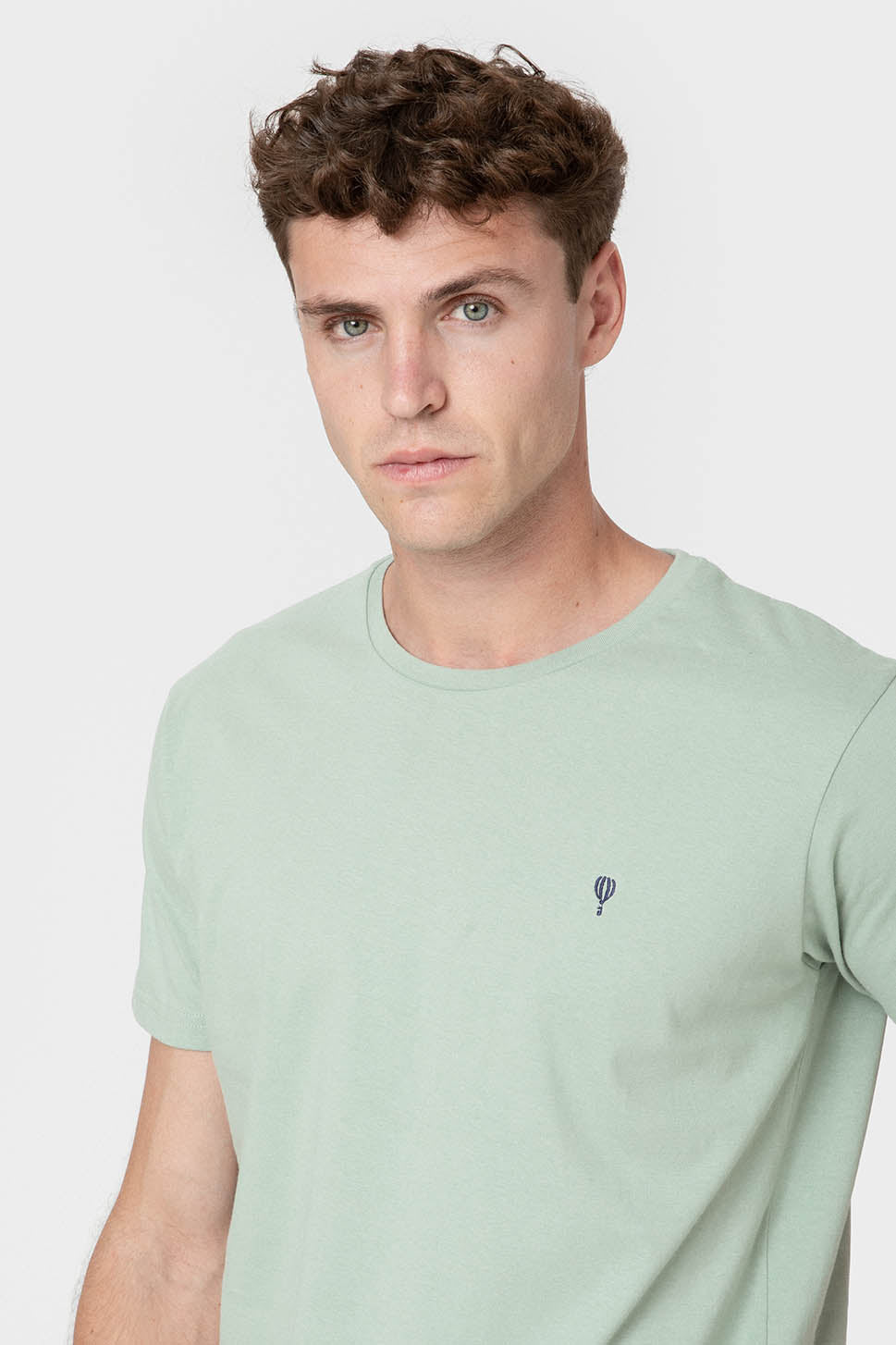 CAMISETA BÁSICA
