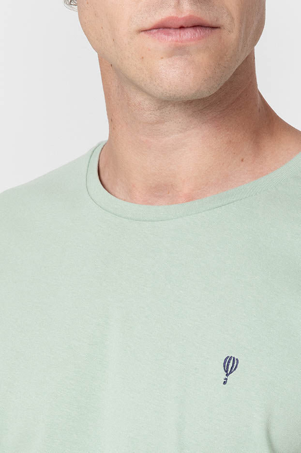 CAMISETA BÁSICA