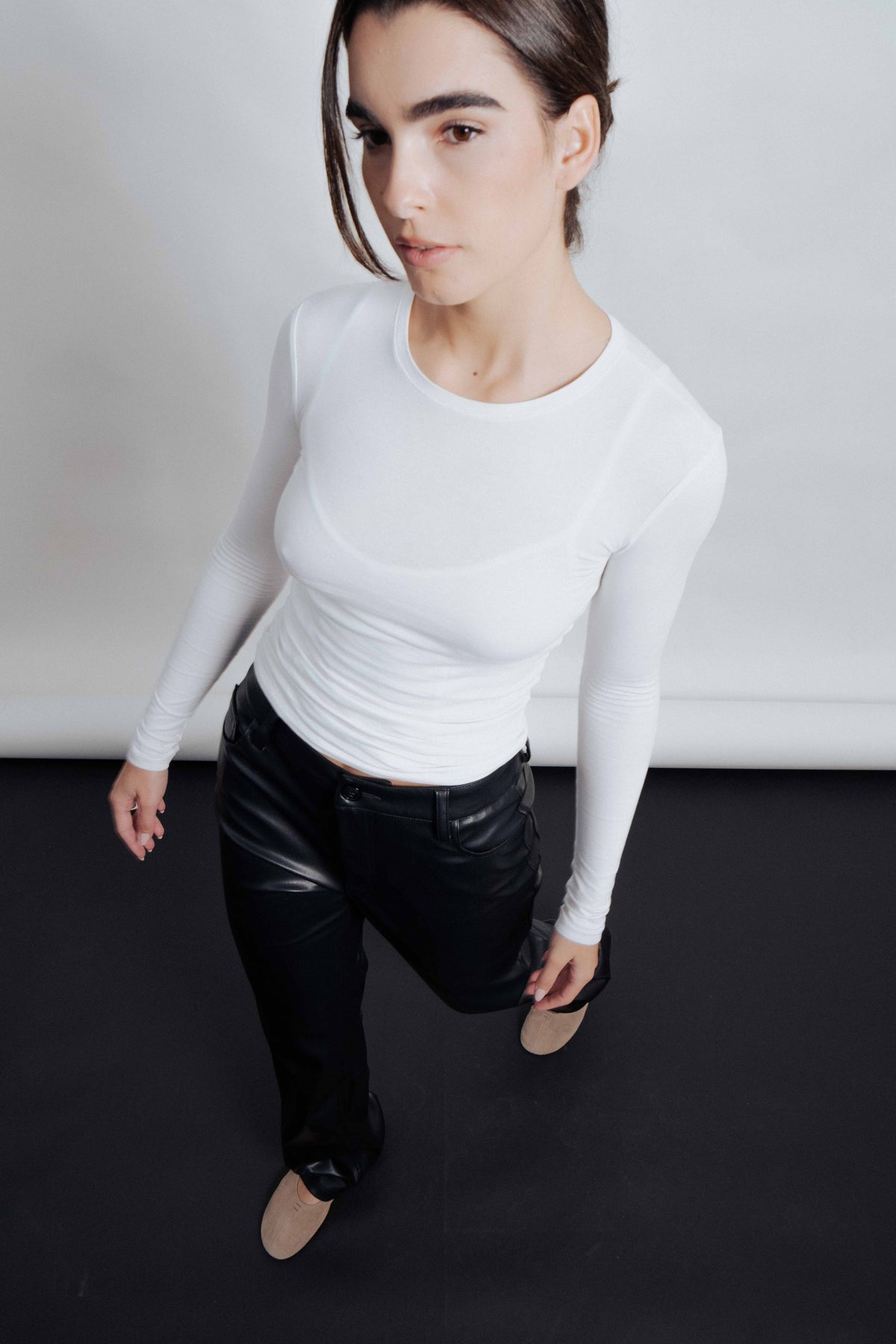 PANTALON EFECTO PIEL