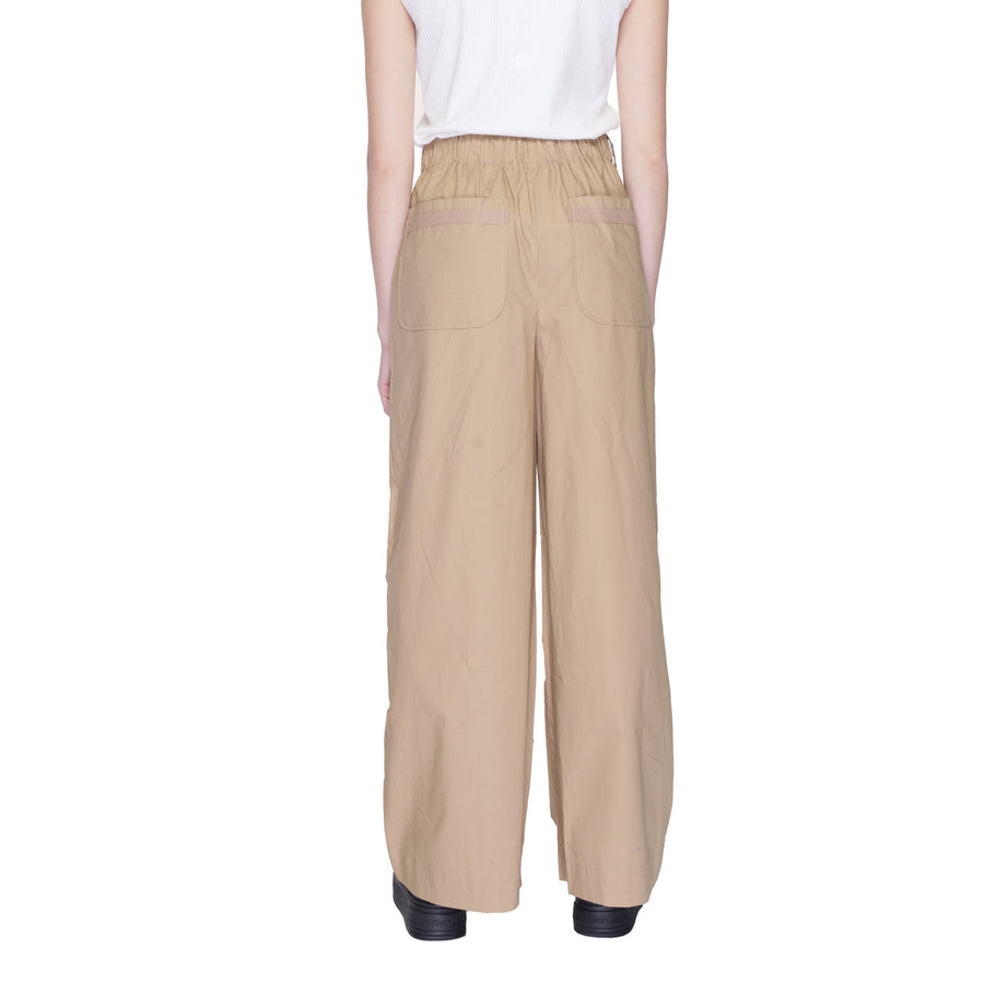 Blauer. Mujer Pantalones